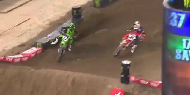 【動画】AMAスーパークロス 第6戦ミネアポリスレース結果とハイライト動画