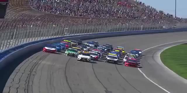 NASCAR第4戦フェニックス（オートクラブ400） カイル・ブッシュ（トヨタ）が通算200勝目となる勝利【動画速報】