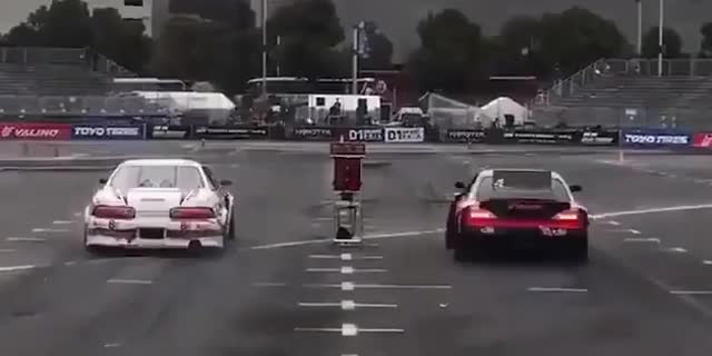 D1GP新型スープラが炎上するハプニング！ショットガントーナメントは下田紗弥加選手が優勝！今年のD1も熱い！