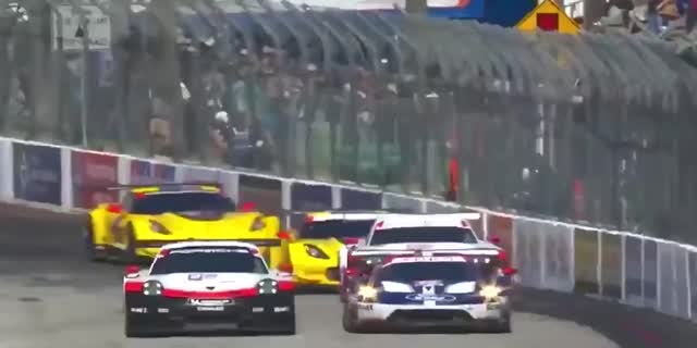 2019年IMSA第3戦ロングビーチ優勝は、#5 キャデラックDPi-V.R（フィリペ・アルバカーキ、ジョアオ・バルボサ組）