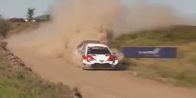2019年WRC第7戦ラリー・ポルトガルDay1ヤリスWRCがトップ3を独占！（首位タナック、2位ラトバラ、3位ミーク）ハイライト動画