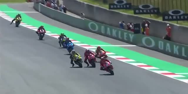 2019年MotoGP第6戦イタリアGPペトルッチ（ドカティ）が優勝！中上貴晶は5位。決勝レース結果（動画付き）
