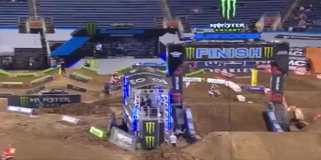AMAスーパークロス2021第7戦オーランド1レース結果とAMAモトクロス決勝ハイライト動画下田丈は4位
