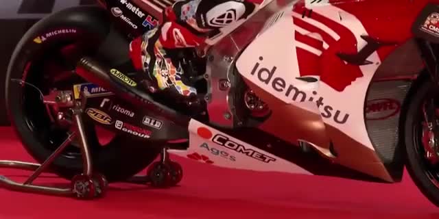 中上貴晶の2021年型マシンホンダ『RC213V』が公開！MotoGPで優勝を狙うマシンをLCRホンダ・イデミツが初公開した動画